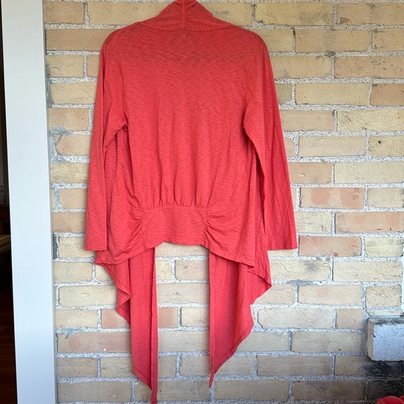 Velvet by Graham and Spencer Vintage Slub Coral Open Front Cardigan - Picture 4 of 5